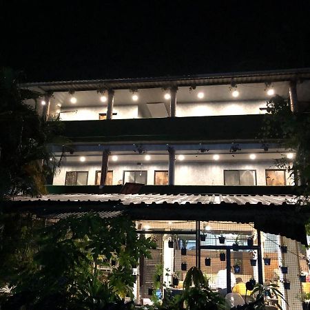 Aariv Inn Baga Beach Exterior photo